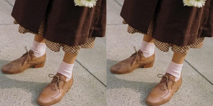 Phối đồ với giày da nữ: Tạo phong cách ấn tượng và cuốn hút