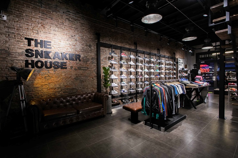 Sneaker House là một shop giày nổi tiếng với những mẫu sneaker độc đáo