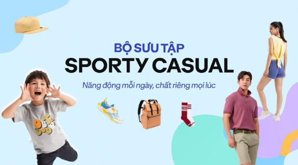 Bàn tay đang nhẹ nhàng làm sạch bộ đệm giày chạy bộ nam Nike bằng bàn chải mềm và dung dịch chuyên dụng