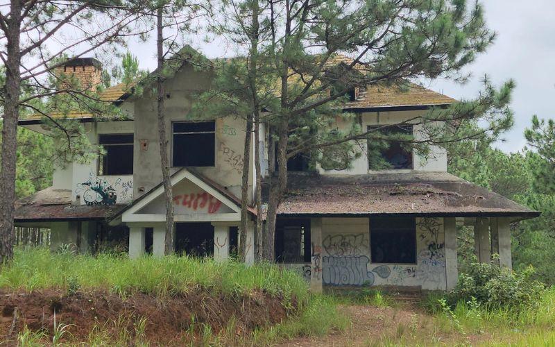 Biệt thự ma đà lạt